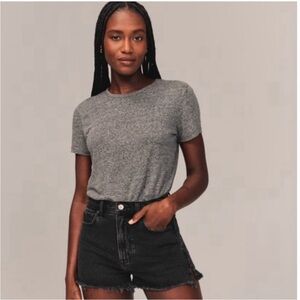 Abercrombie & Fitch Mid Rise Boyfriend Short Black